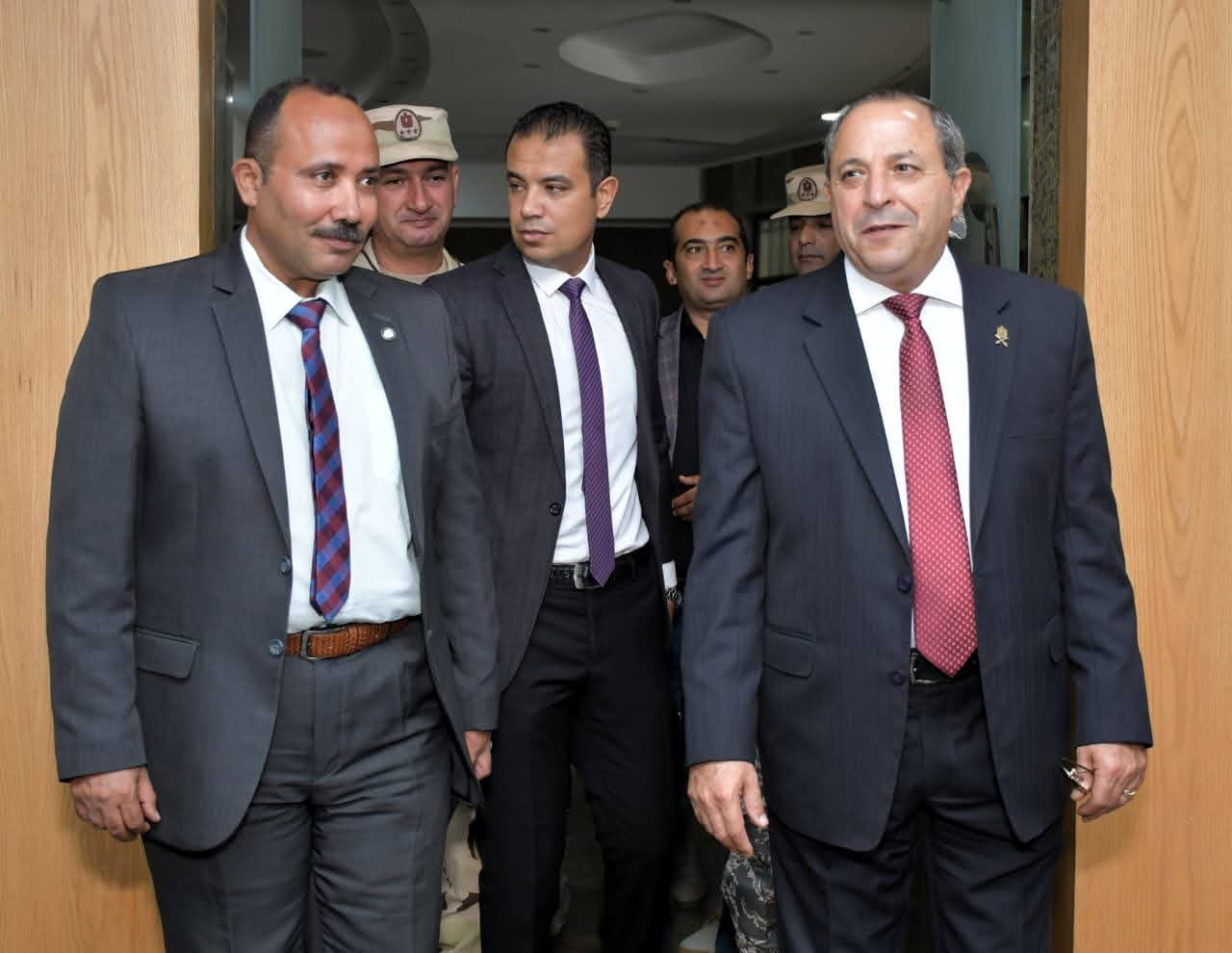 محافظ بورسعيد يشهد استعدادات تنفيذ مناورة "مصر 11" بالشبكة الوطنية للطوارئ والسلامة العامة