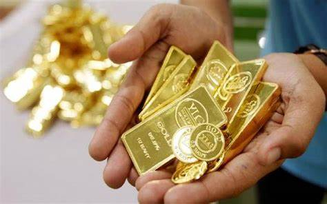 الذهب يكسر حاجز 3500 دولار للأونصة لأول مرة في التاريخ