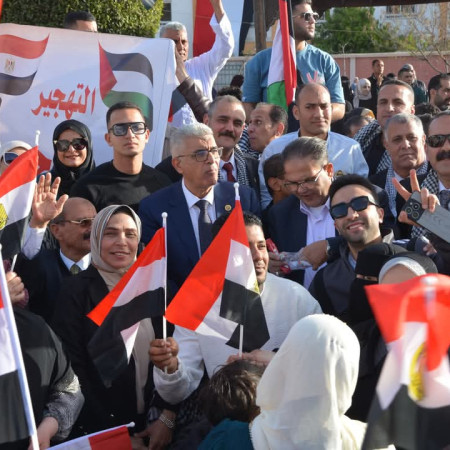 وقفة احتجاجية في بورسعيد رفضًا لتهجير الفلسطينيين عقب صلاة عيد الفطر