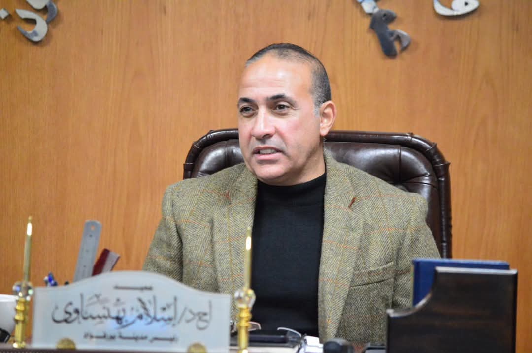 مدينة بورفؤاد : رفع حيوان ايجوانا نافق بشارع جمال عبد الناصر
