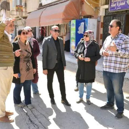 بدء أعمال تطوير ورفع كفاءة شارع عمر مكرم ببورفؤاد لتحسين منظومة الطرق